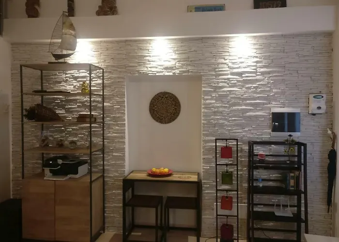 4 Via Valona - Executive Luxury דירה *
